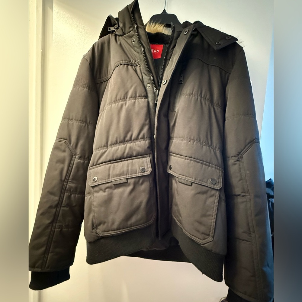 Guess Black Bomber Jacket with Quilted Design (baggy-runs large)